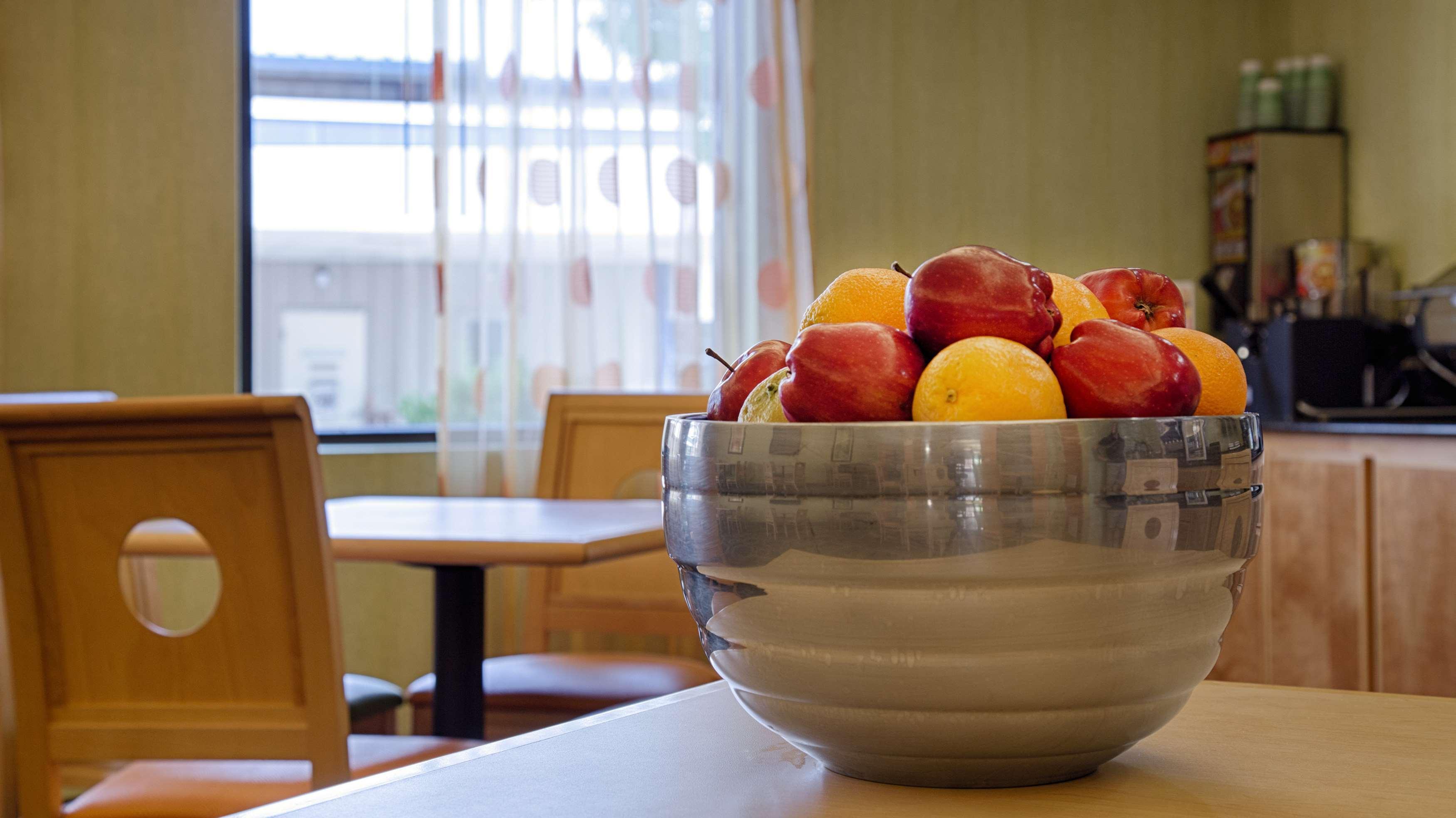 Best Western Plus Glen Allen Inn Екстер'єр фото