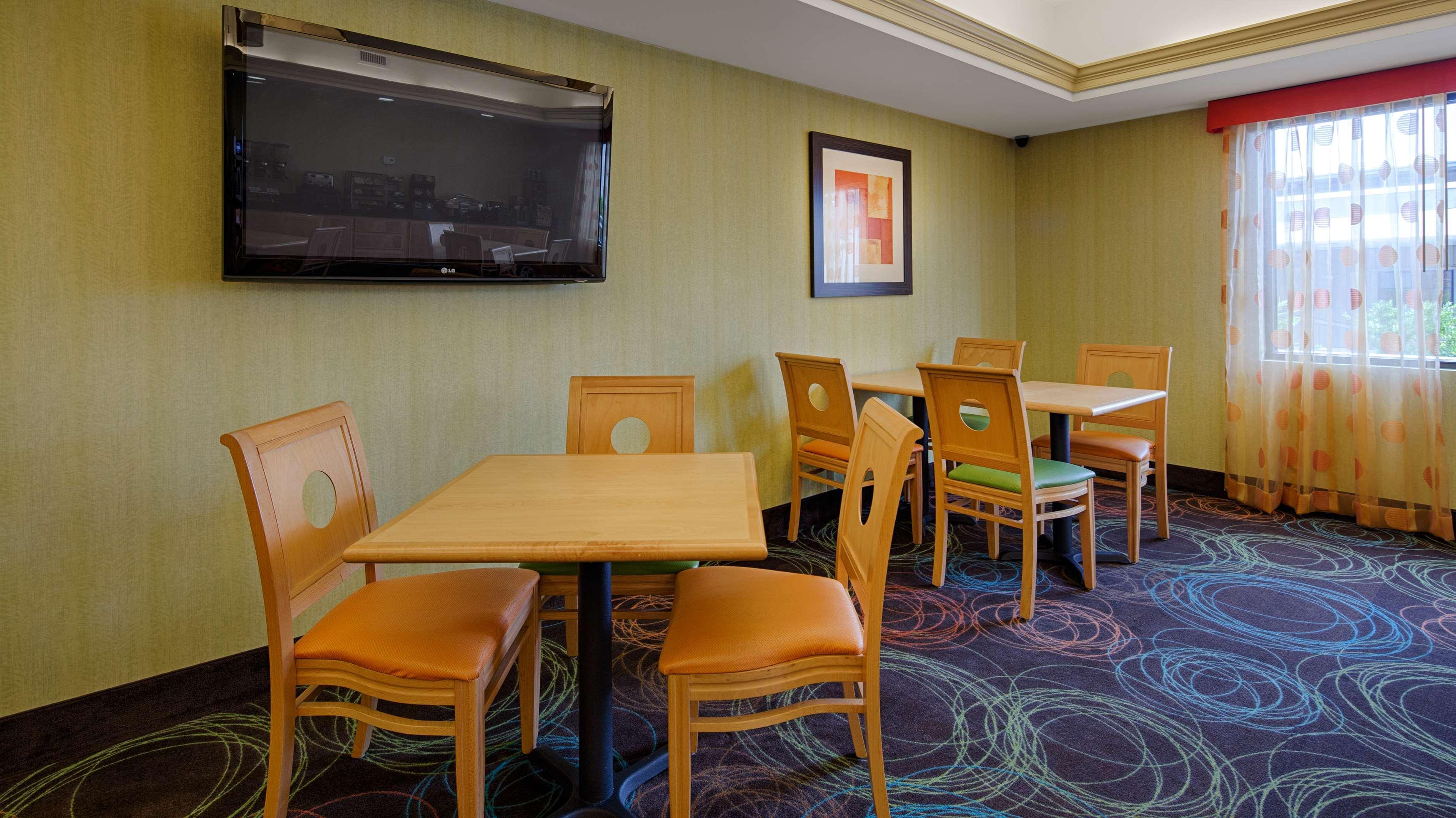 Best Western Plus Glen Allen Inn Екстер'єр фото