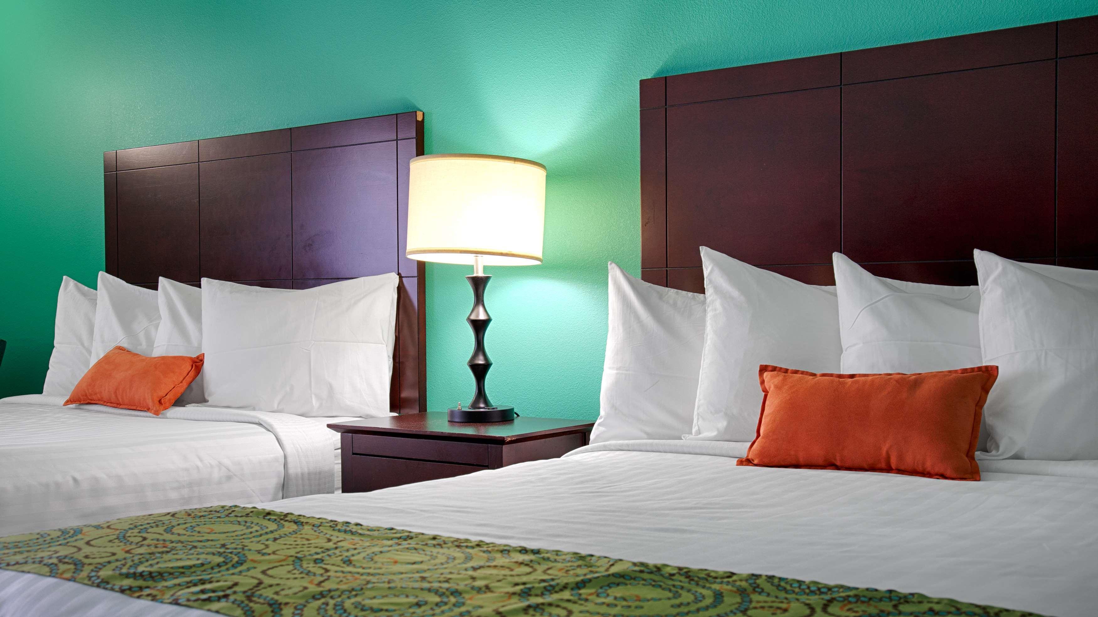 Best Western Plus Glen Allen Inn Екстер'єр фото
